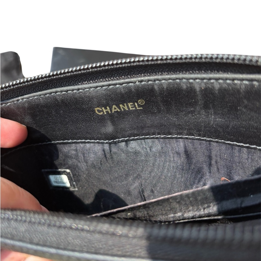 CHANEL Black wallet caviar Leather Zip around Wallet with dust bag - Picture 9 of 16